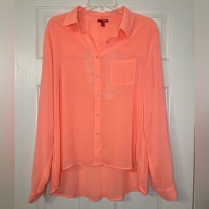 ✨5 for $15✨ Bongo button down shirt